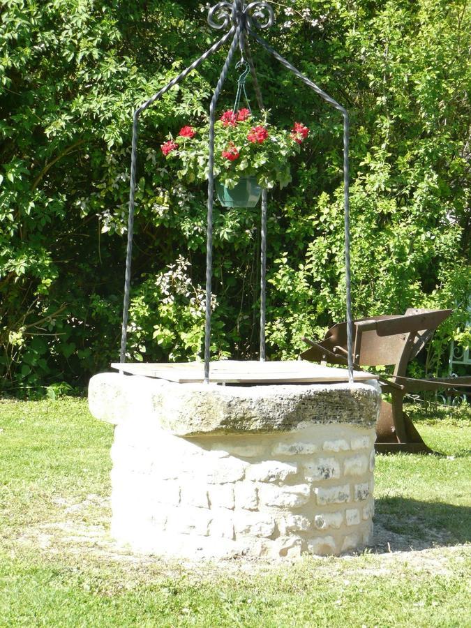 Le Clos Du Plantis Sonnac  Exteriör bild
